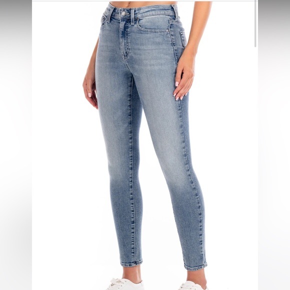 Modern American Soho Crop Jeans 👖 - Picture 2 of 12